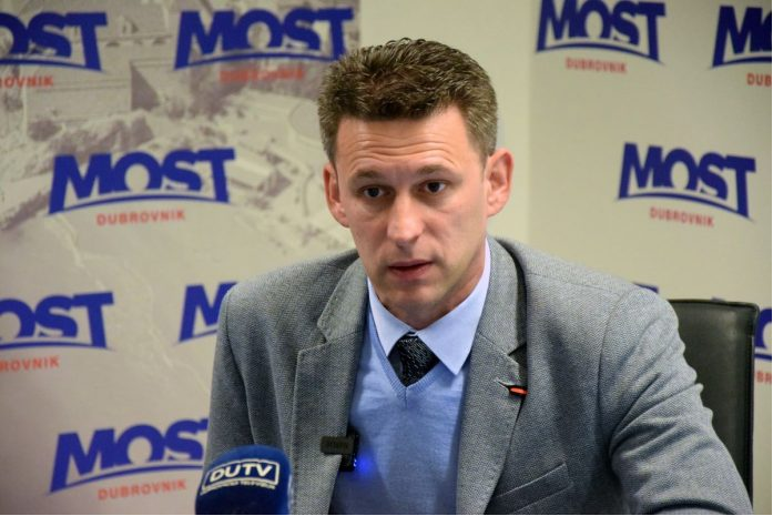 Petrov: Zbog neobrađenog poljoprivrednog zemljišta gubimo dva Pelješka mosta