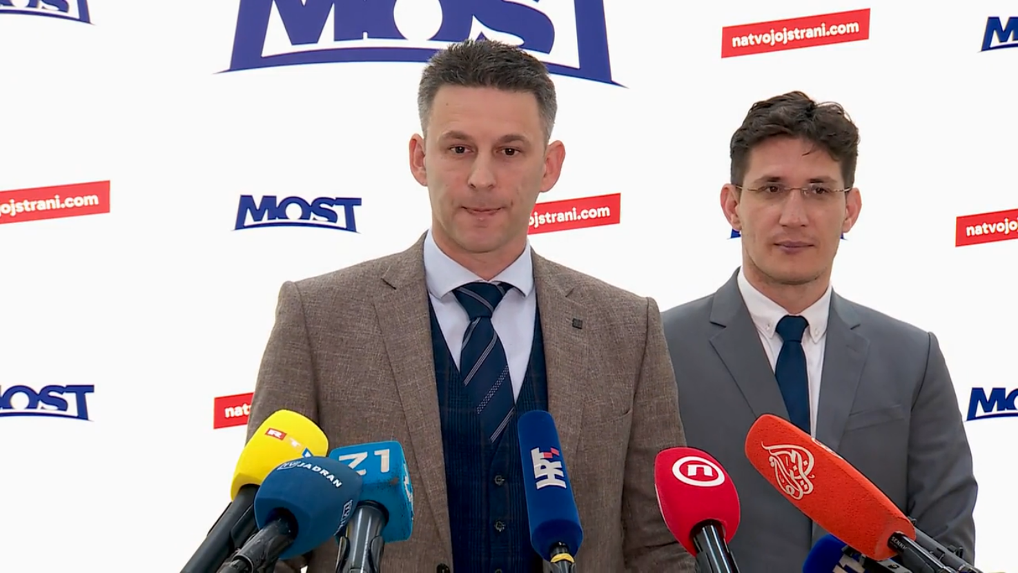 Petrov najavio referendum o manjincima, napao Tomaševića, a DP-u poručio: "Ako nakon ovoga nastave s pregovorima…"