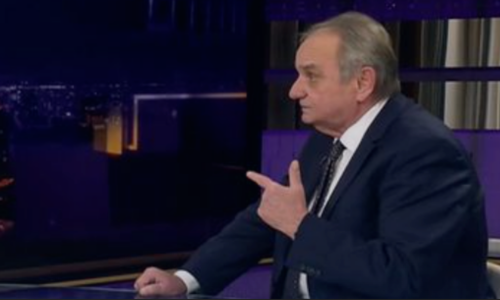 ISKRE FRCALE NA SVE STRANE! Šprajc: ‘Ispričat ću se samo ako na sudu budete proglašeni nevinim’. Glavaš: ‘Vi ste klevetnik!’