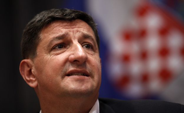 Željko Sačić odgovorio Zoranu Milanoviću: "Besprizorno političko nemočni, frustrirani,  egzemplarni  nasliniće (a ne predsjedniće RH ) fakat si Ti full egotriper i  neobuzdani, necivilizirani, nesocijalizirani , "psiho", sa (izvjesno je) brutalnom "šarom"
