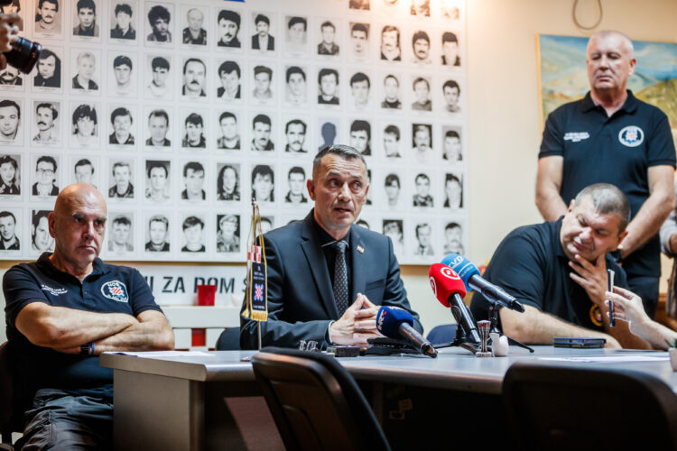 Branitelji u Splitu nezadovoljni datumima koncerata Aleksandre Prijović