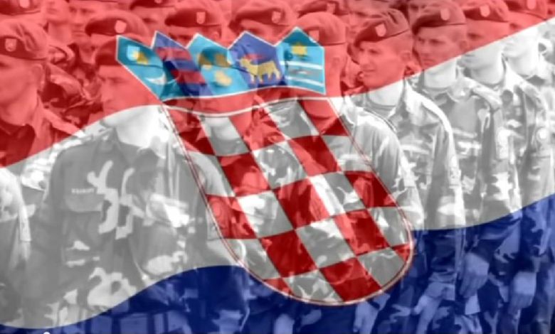 Mladen Pavković: Halo. Nije ni nama lako, pa što?