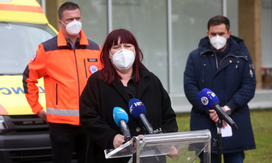 Situacija u Karlovcu je ozbiljna, bolnica će od ponedjeljka raditi samo za hitne i onkološke pacijente