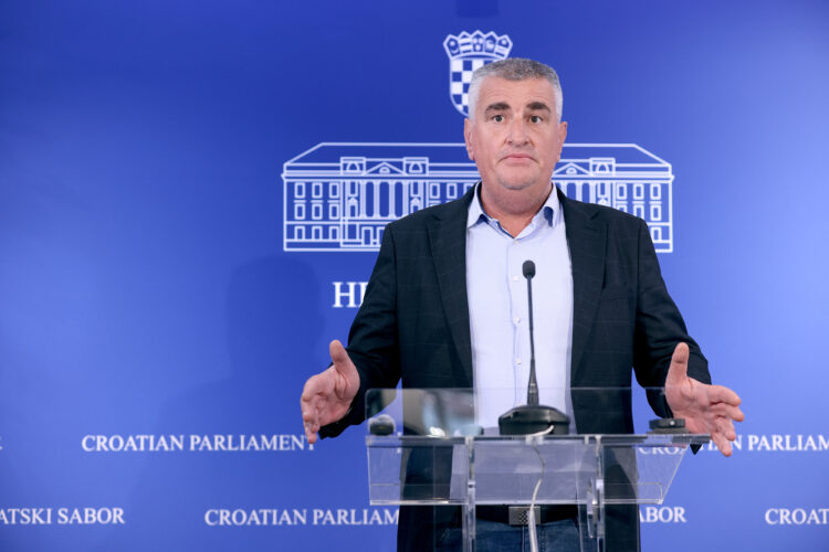 Bulj prozvao braniteljske udruge: “Ne smiju šutjeti na sramotu koju su Plenković i HDZ napravili”