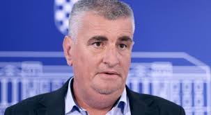 Miro Bulj ljut na Ustavni sud: "Sramota je da SAO krajinski ministar dobije saborsku mirovinu"