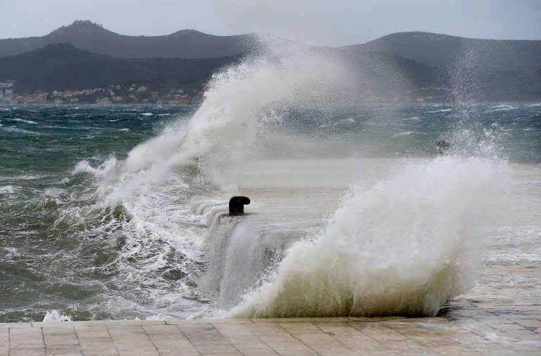 Vikend će obilježiti hladnoća pojačana jakom i olujnom burom