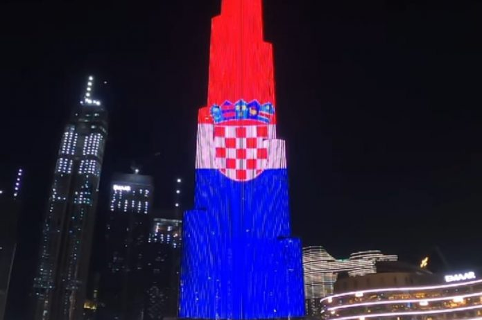 I Burj Khalifa na Dan Državnosti zasvijetlila u bojama hrvatske zastave