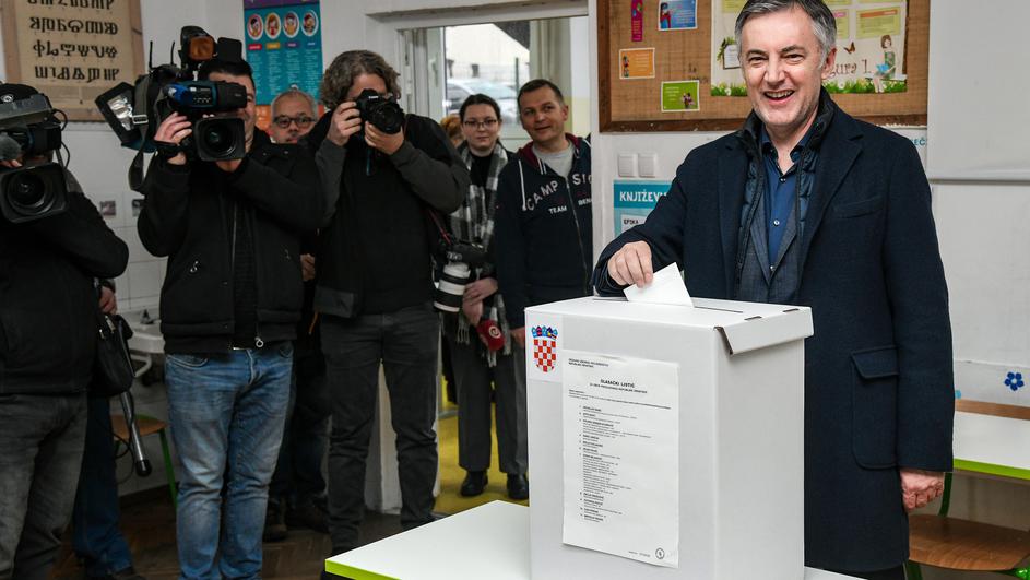 Glasovao i Škoro: 'Sada idem na misu pa onda kući na ručak'
