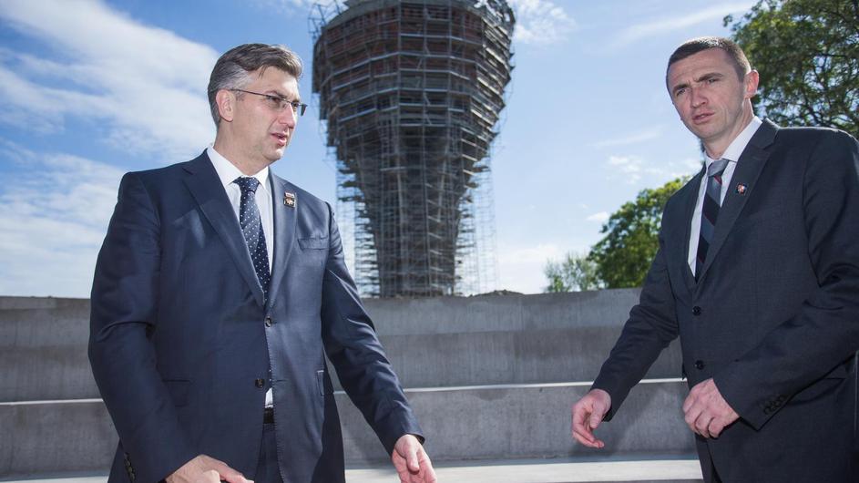 Penava izlazi iz HDZ-a i uzet će im najmanje dva mandata?