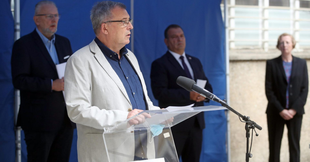 U posljednja 24 sata zabilježena su 232 nova slučaja zaraze, četiri osobe preminule