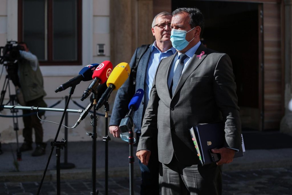 Kreće covid-bus, građane će cijepiti “pred kućnim pragom”