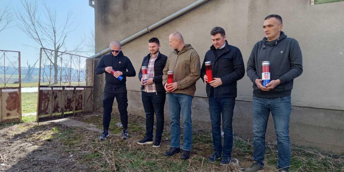 Mještani u Cerni nisu ubili obitelj Olujić, ali će im dići spomenik, dok su mještani Borova sela ubili obitelj Štefančić, a spomenik su digli četniku Šoškočaninu