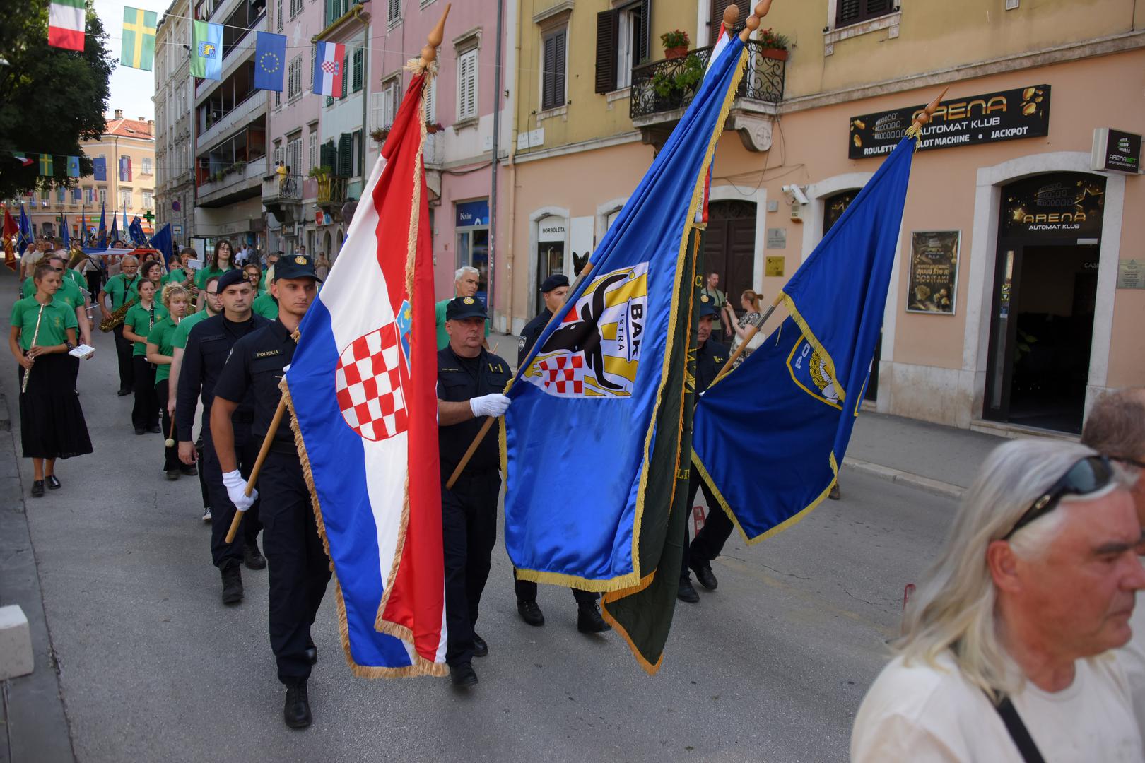 Što sve CIA piše o Hrvatskoj: 'Stalno iseljavanje, slab izvoz, teško pogođeni Covidom...'