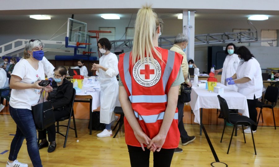 Ministarstvo zdravstva: Ako niste upisani u Registar cijepljenih, javite se obiteljskim liječnicima