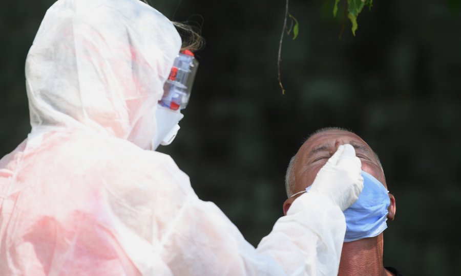 Stožer: U protekla 24 sata zabilježeno je 85 novih slučajeva u Hrvatskoj; županije javile o njih 105