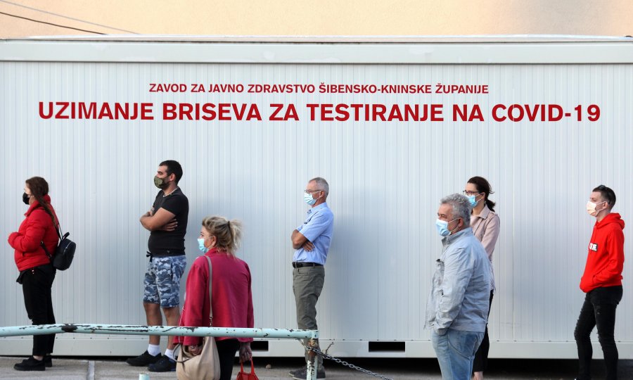 U Hrvatskoj 1074 novooboljela, preminulo 19 osoba, raste broj pacijenata na respiratoru