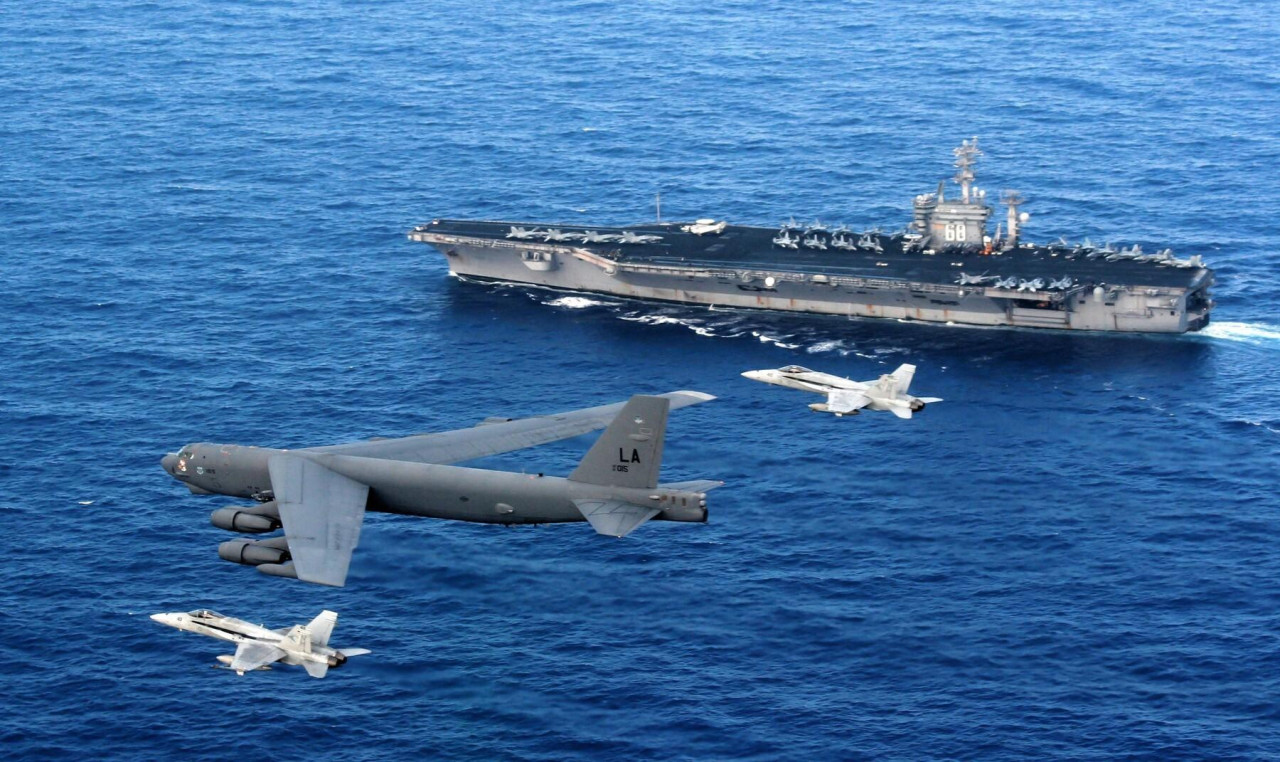 Drama iznad Crvenog mora: Amerikanci greškom oborili vlastiti borbeni avion, oba pilota se katapultirala