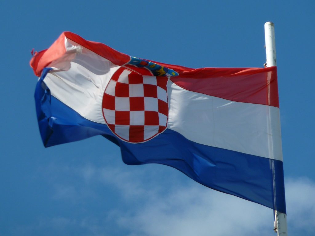 KAKO POSTATI HRVAT: Novi državljani RH morat će svojom čašću prisezati u MUP-u
