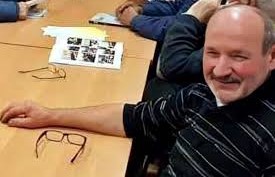 OKRŠAJ NA TRGU Bivši šef SDSS-a Topuskog napao ključnog svjedoka: ‘Što gledaš, majku ti ustašku, ubit ću te!‘
