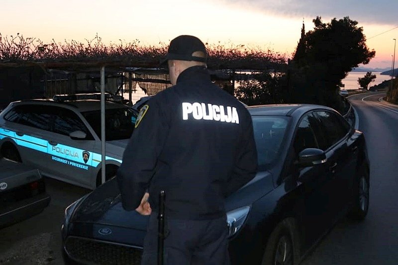 UBOJSTVO U DUBROVNIKU U kući pronađeno tijelo starijeg muškarca, sin osumnjičen da je ubio oca