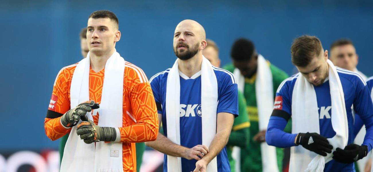 VAR Dinamu poništio dva gola, Drmić zapucao penal, ali Modri pobjegli Hajduku na +11