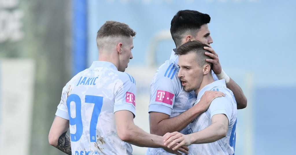 Pobjedom u Koprivnici Dinamo pobjegao Osijeku na +7