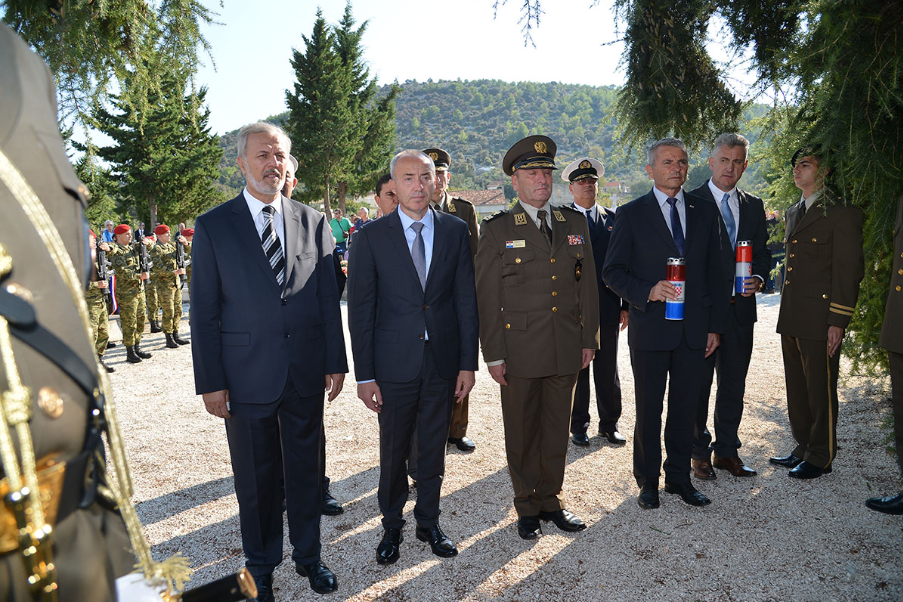 Ministri Medved i Krstičević dolaze u Splitu na proslavu obljetnice Pauka