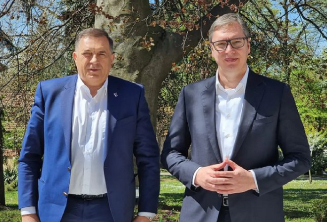 ‘DVA SRCA KUCAJU KAO JEDNO’ Dodik otrčao Vučiću po pomoć i zaštitu: Nova srpska vlada ide u Banja Luku