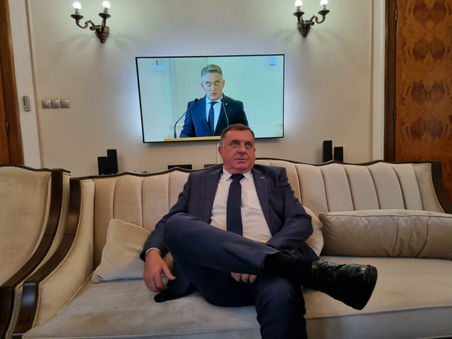 Dodik napustio inauguraciju dok je Komšić držao govor: “Hrvati ga nisu birali”