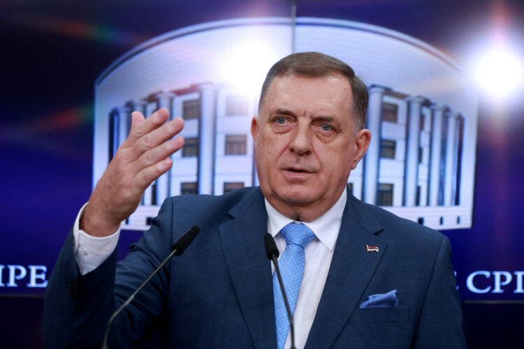 Bosni i Hercegovini zbog Republike Srpske prijeti financijski slom