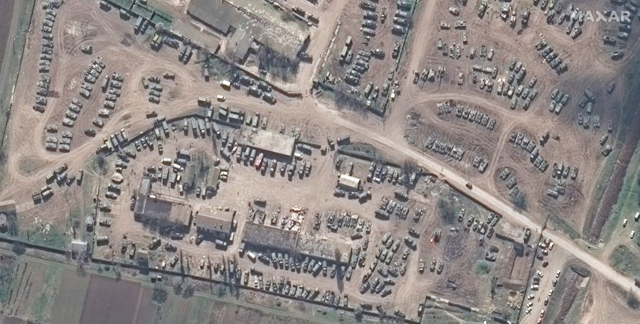 Satelitske snimke prikazuju gomilanje ruskih snaga na istoku