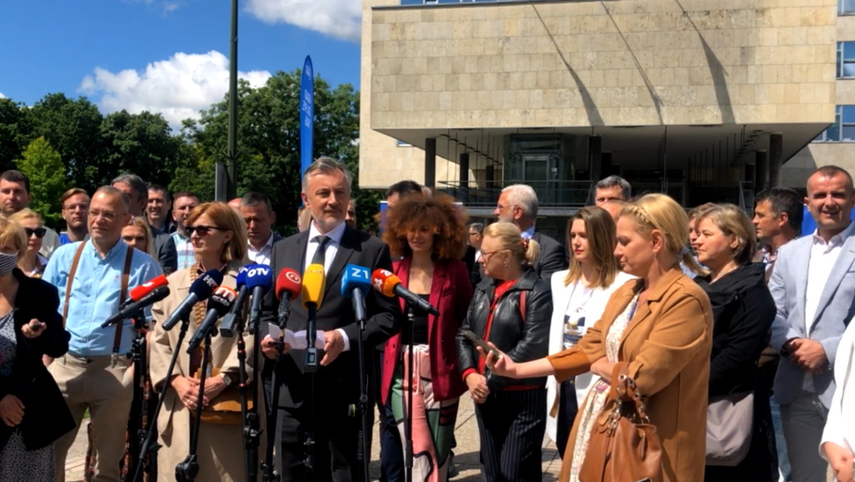 Škoro: U nedjelju moramo obraniti svoj grad