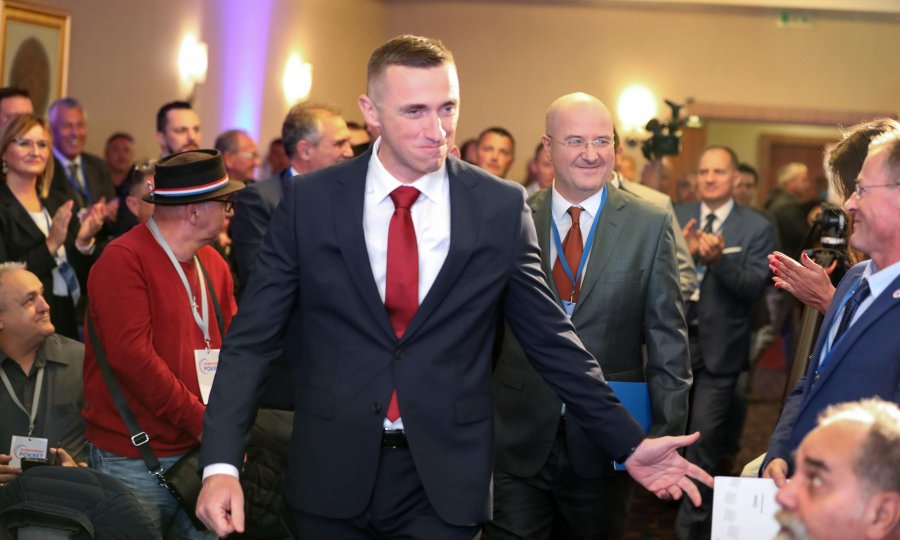 Ivan Penava novi je predsjednik Domovinskog pokreta: 'Ustali smo protiv svih onih koji su od Lijepe naše napravili tužnu njihovu'