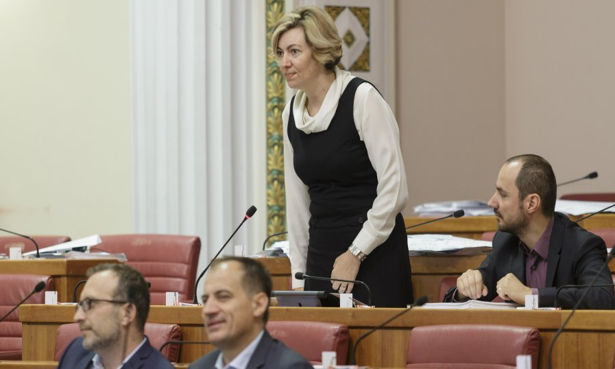 Marijan Pavliček: Kada će Dragana Jeckov u Hrvatskom saboru govoriti o zločinima koje su počinili njezini sumještani u Negoslavcima?!