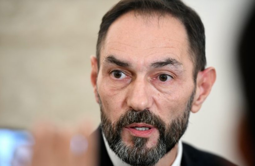 Državni odvjetnik otkrio što misli o sjedenju pored Bandića! Gradonačelniku se ovo neće svidjeti!