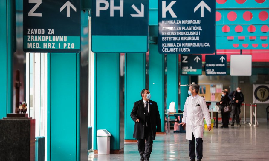 Šef Kriznog stožera KB-a Dubrava: Ne možemo pratiti eksponencijalni rast broja pacijenata, na respiratorima su sve mlađi ljudi