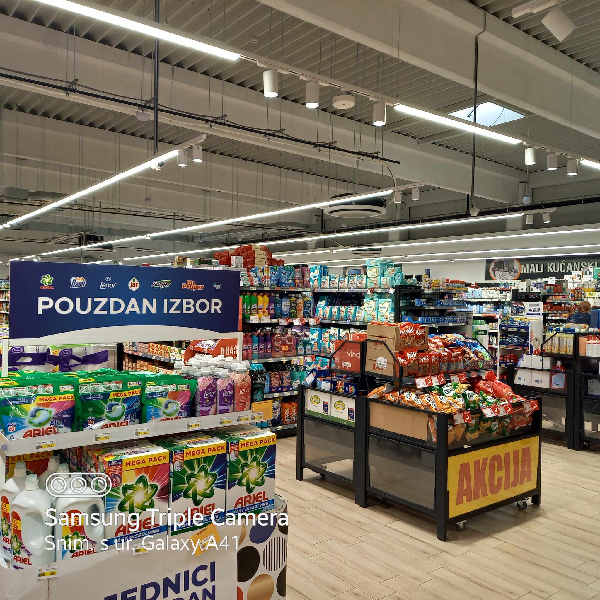 I u drugoj polovici godine skupljao sam račune. Potrošačka košarica opet mi je poskupjela za nemali iznos