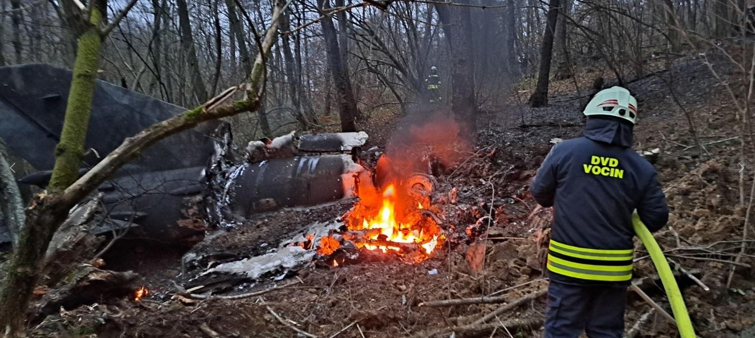 Vatrogasci objavili slike s mjesta pada MiG-a, kreće istraga: ‘Piloti su prijavili određene probleme u radu motora‘