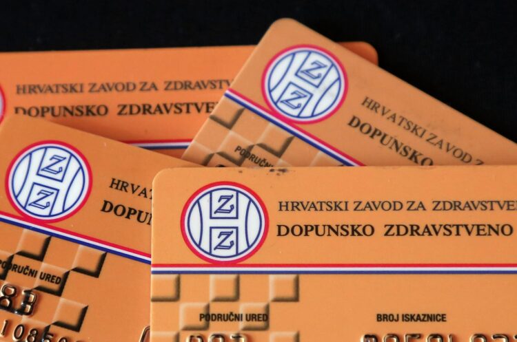 HZZO se oglasio o dopunskom: Svi korisnici bit će obvezni podmiriti razliku u cijeni premije…