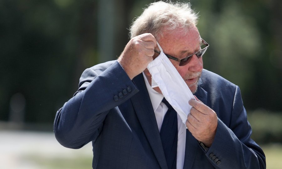 Šeks o Milanoviću: 'To je koktel psihičkih bolesti, trebao bi biti smijenjen s mjesta predsjednika'