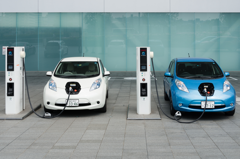 Skuplje na struju nego na benzin? NEMA VIŠE BESPLATNE STRUJE ZA ELEKTRIČNE AUTOMOBILE, evo koliko će je vlasnici plaćati!