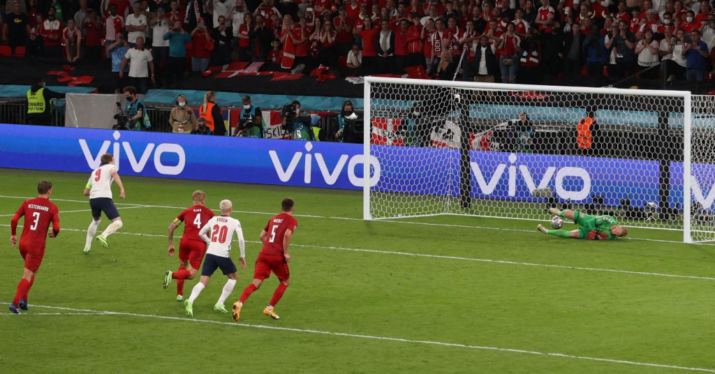 Što je sljedeće!? UEFA kažnjava Engleze zbog novog ekscesa kod nepostojećeg penala!
