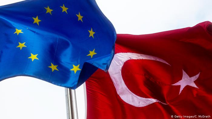 Tko je prekršio sporazum o izbjeglicama: Turska ili EU?