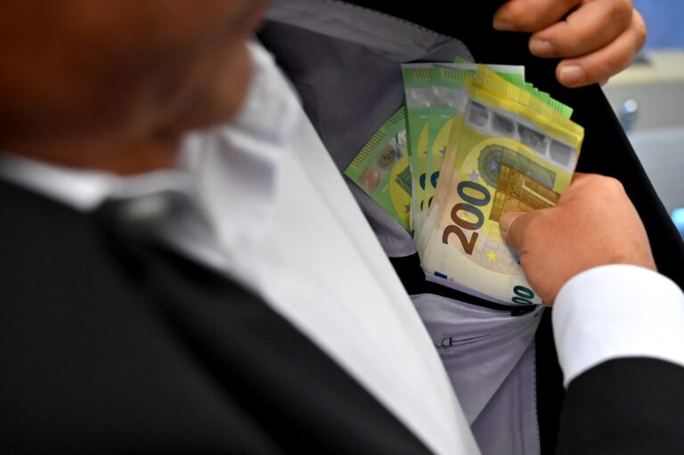 Inflacija i kriza ne biraju: Bivšim saborskim zastupnicima i članovima Vlade mirovine porasle na 1.520 eura