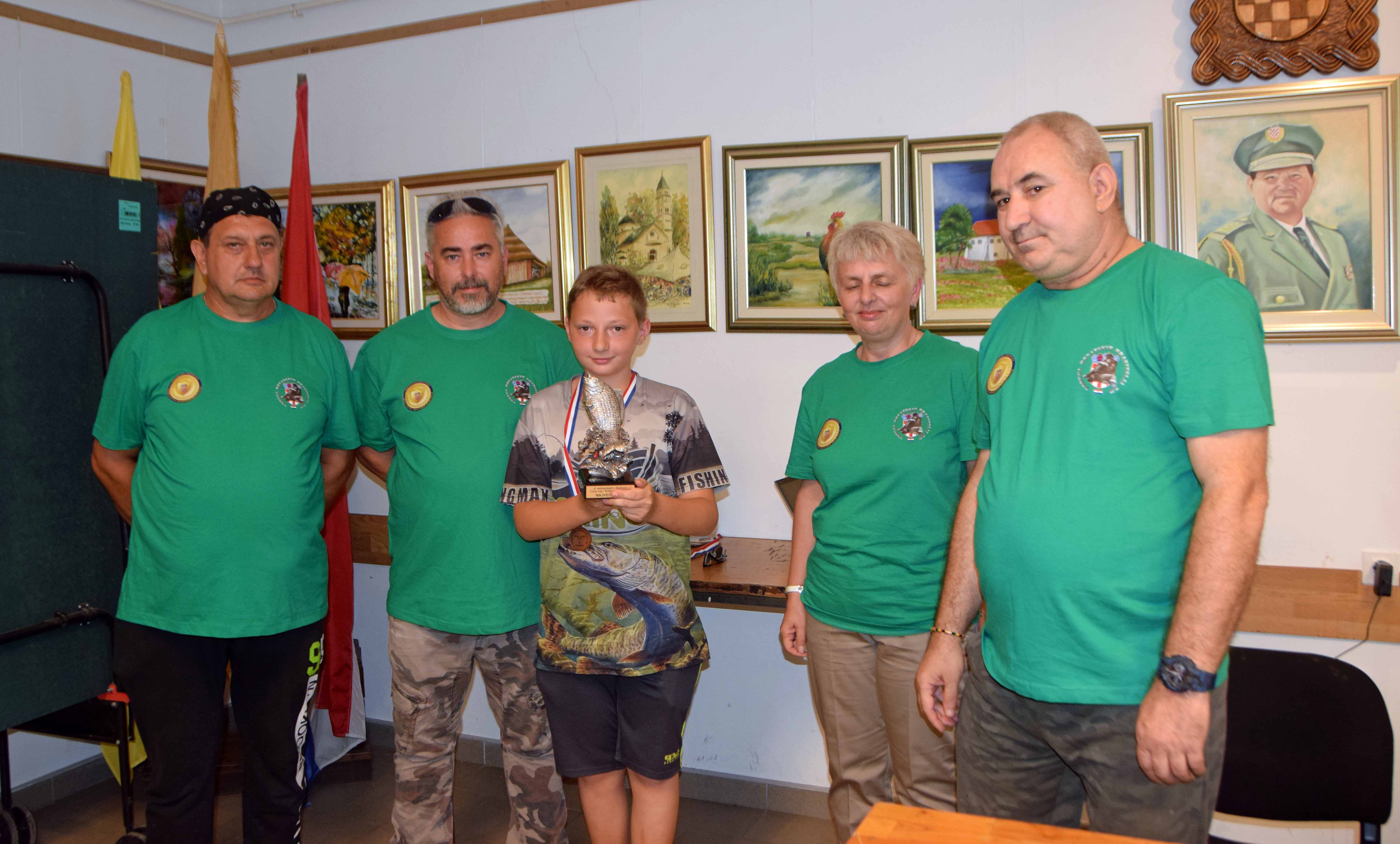 ZAVRŠIO IV MEMORIJALNI RIBOLOVNI CARP CUP "KOLAR - JURIŠA 2022" (FOTO)