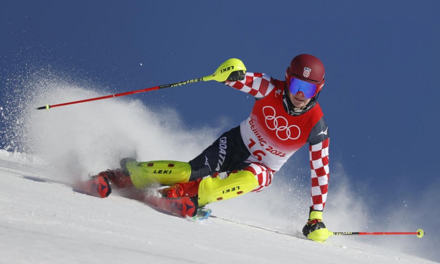 SLALOM U GARMISCHU  Filip Zubčić s najboljim vremenom druge vožnje s 30. stigao do 13. mjesta; sjajni Istok Rodeš bio je još i bolji, završio je na 12. mjestu