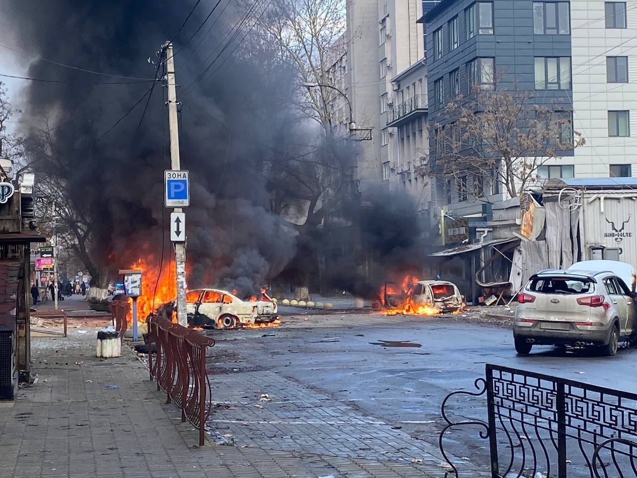 ‘UBIJAJU NAS IZ ZADOVOLJSTVA, OVO JE ZLO!’ Rusi na Badnjak gađali Herson, raste broj žrtava. Zelenski je bijesan