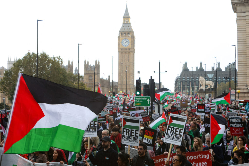 Deseci tisuća na propalestinskim prosvjedima u Londonu, Parizu i Berlinu