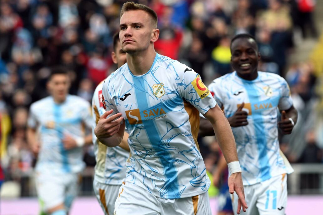 JADRANSKI DERBI   Rijeka potpuno nadigrala Hajduk i preuzela treće mjesto, vratar spriječio teži poraz Splićana