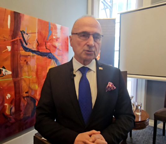 Ministar Grlić Radman u Londonu: Izložba o nestalima i okrugli stol o Domovinskom ratu